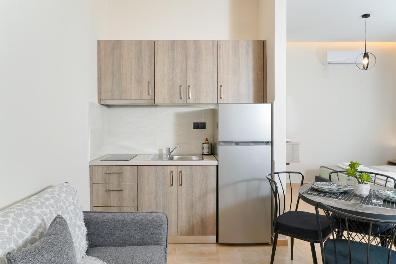 Giorgio Suites Аспровалта Екстериор снимка