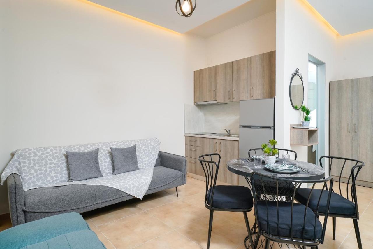 Giorgio Suites Аспровалта Екстериор снимка